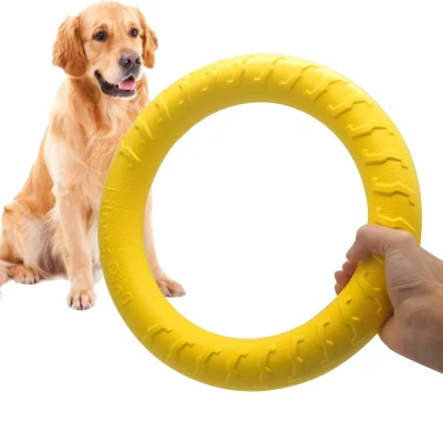 Hund im Freien Apportieren Spielen Sie andere Spielzeuge Interaktives Kauspielzeug mit fliegenden Ringen für Hunde